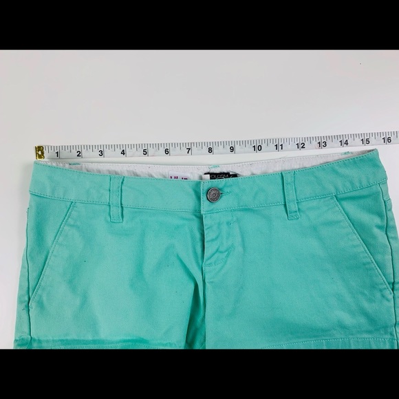 Volcom Mint green shorts - Picture 6 of 6